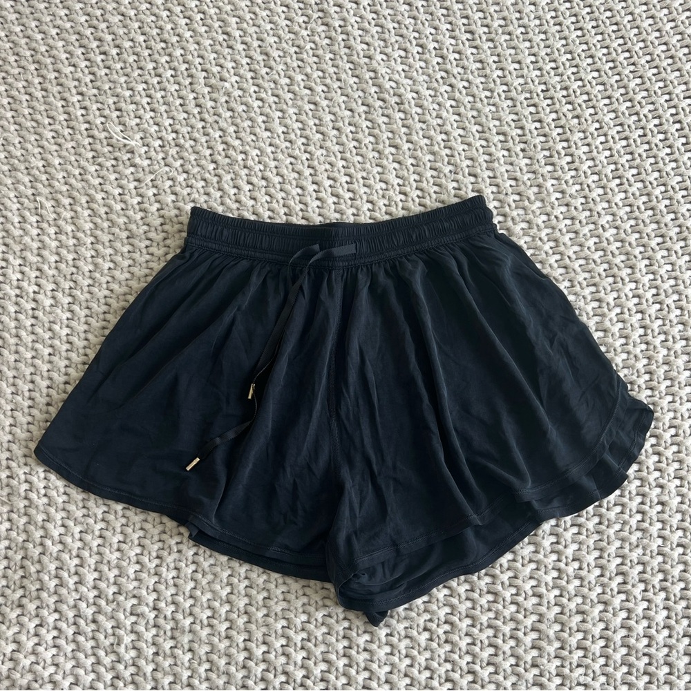 Lululemon Principal Dancer High-Rise Short 3”